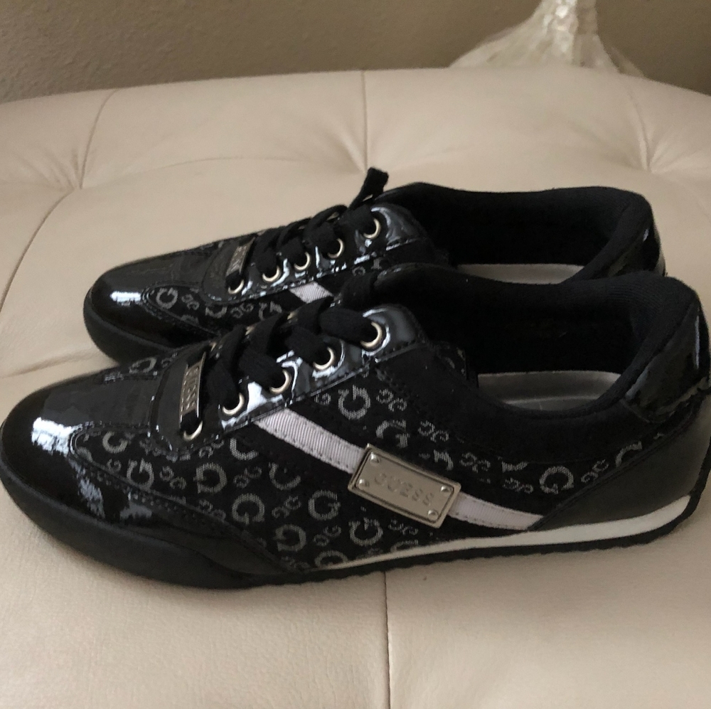 GUESS Sneakers Tennise Shoes